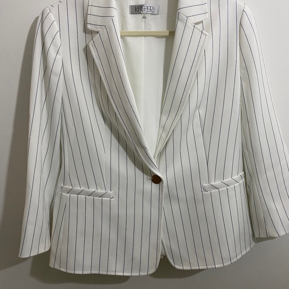 kasper 2 piece suit jacket and trousers with elasticated waist